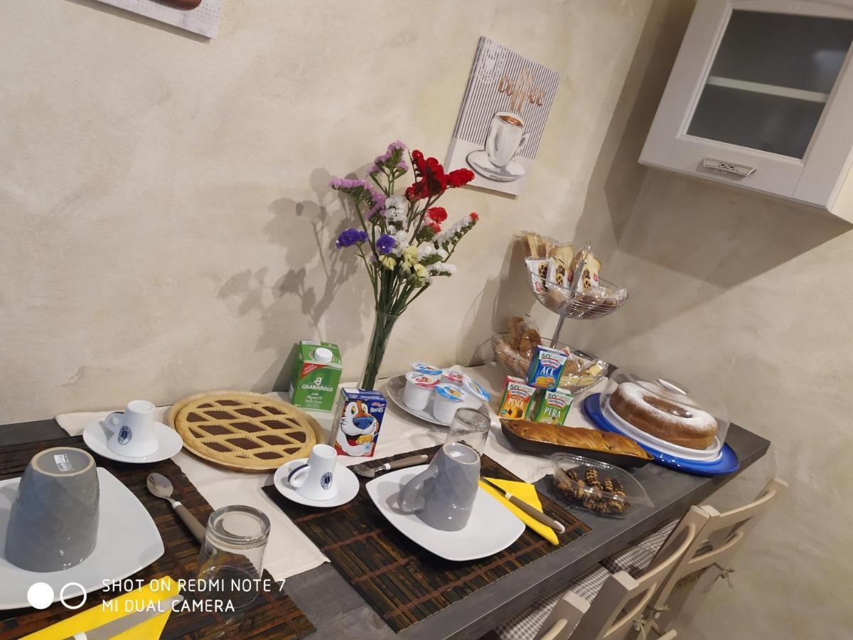 Afrodite Luxury Suite เวเญ ภายนอก รูปภาพ