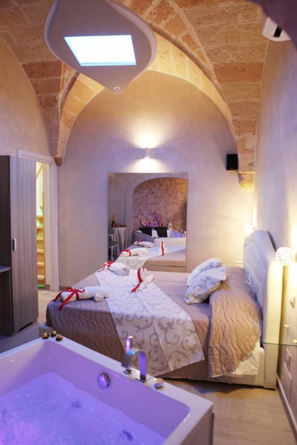 Afrodite Luxury Suite เวเญ ภายนอก รูปภาพ