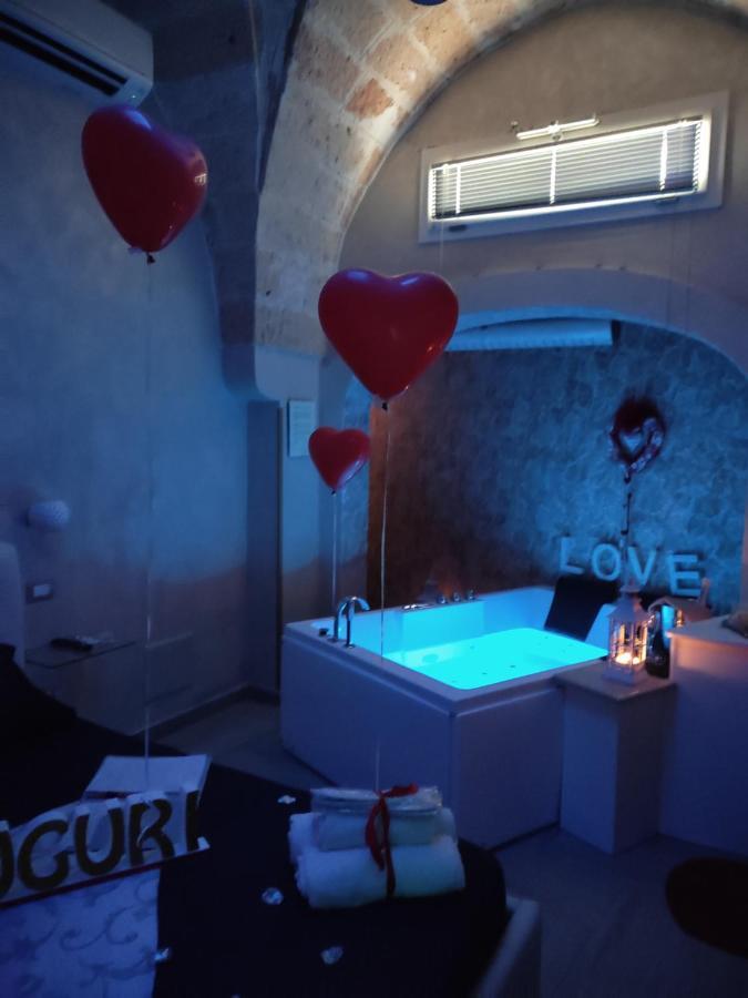Afrodite Luxury Suite เวเญ ภายนอก รูปภาพ